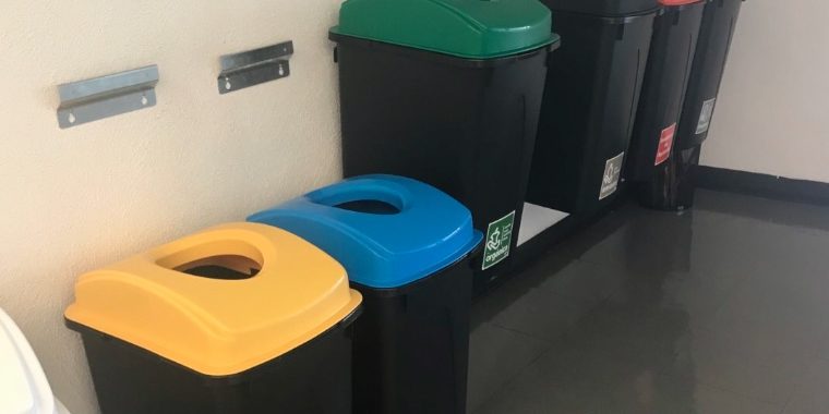 Soporte para bote de basura Sablón